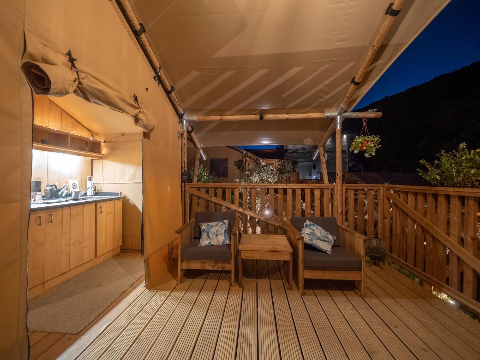 Sea Glamping Hotel Kotor Luaran gambar