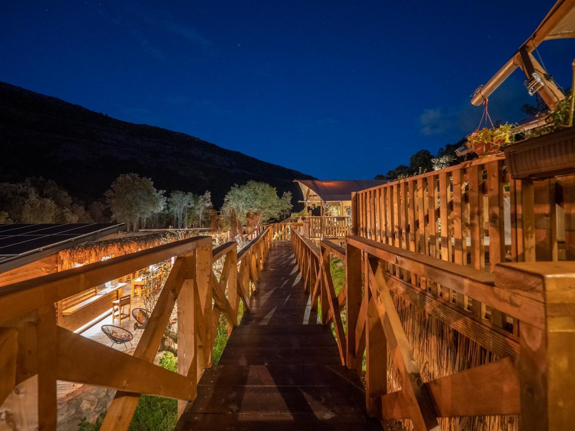 Sea Glamping Hotel Kotor Luaran gambar