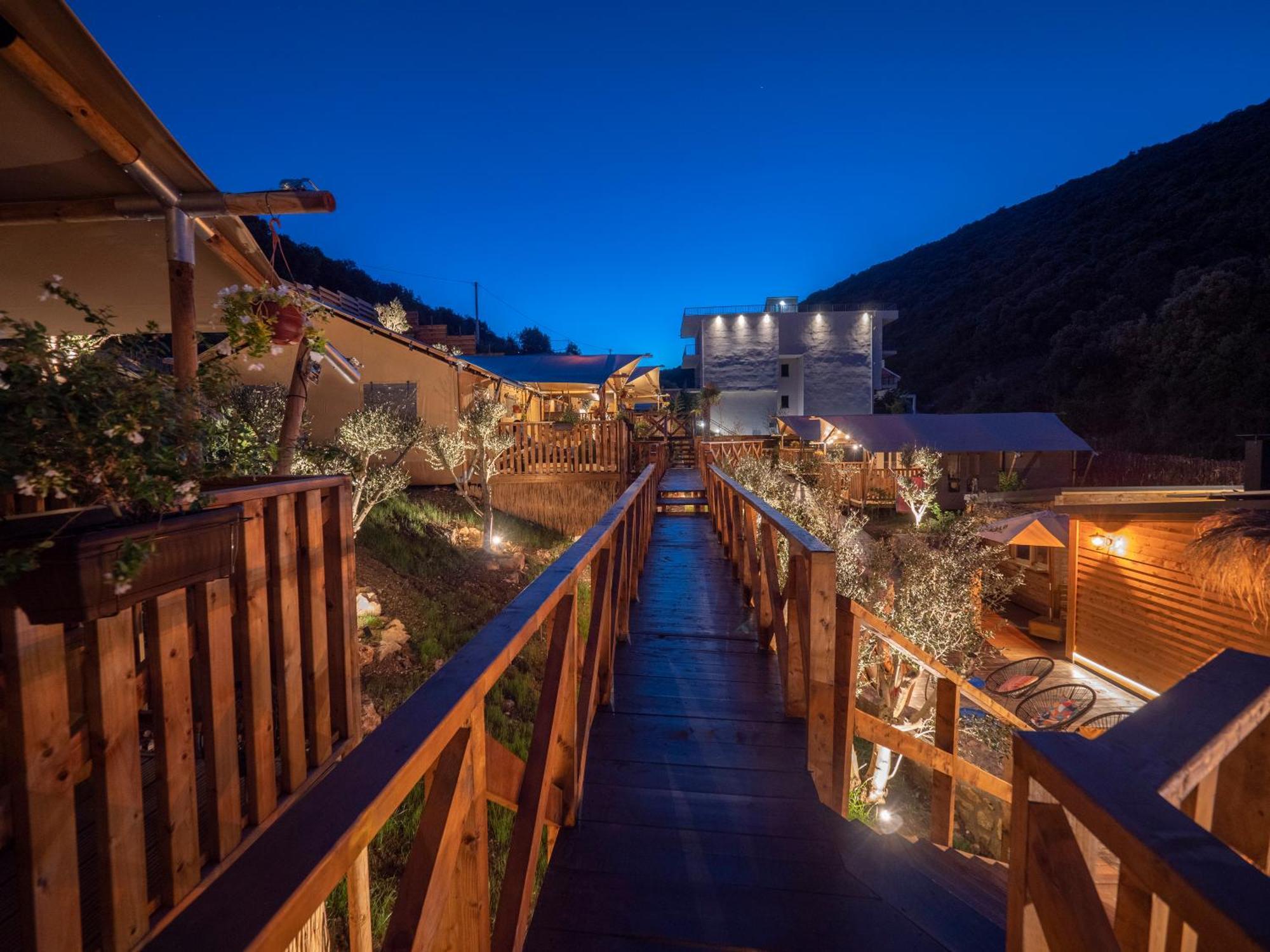 Sea Glamping Hotel Kotor Luaran gambar
